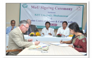 MOU with Russian Centre of Science & Culture, Kolkata